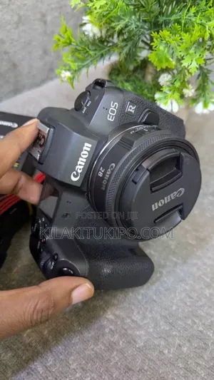 Canon Eos R With Lens 24mm