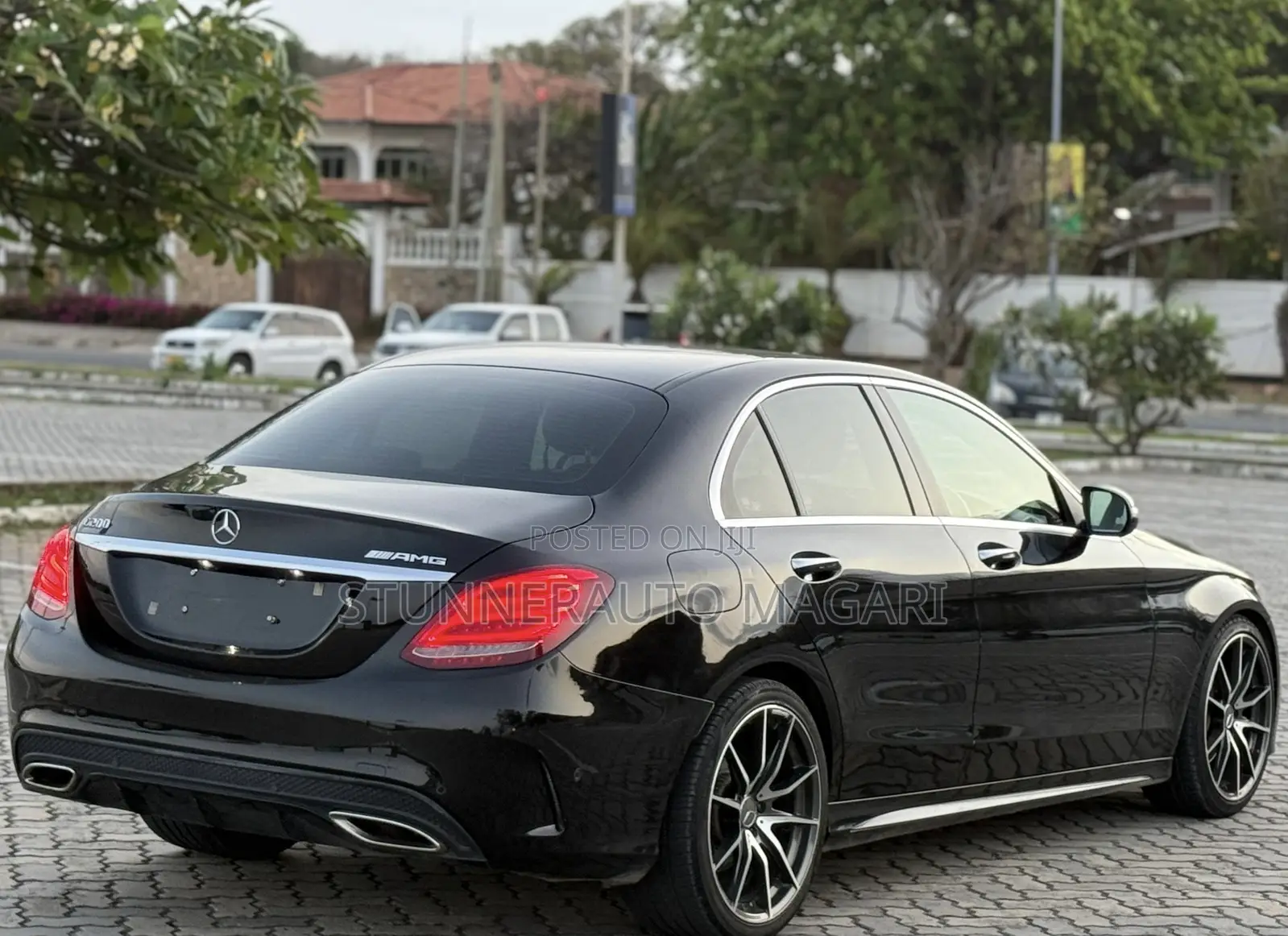Mercedes-Benz C200 2015 Black