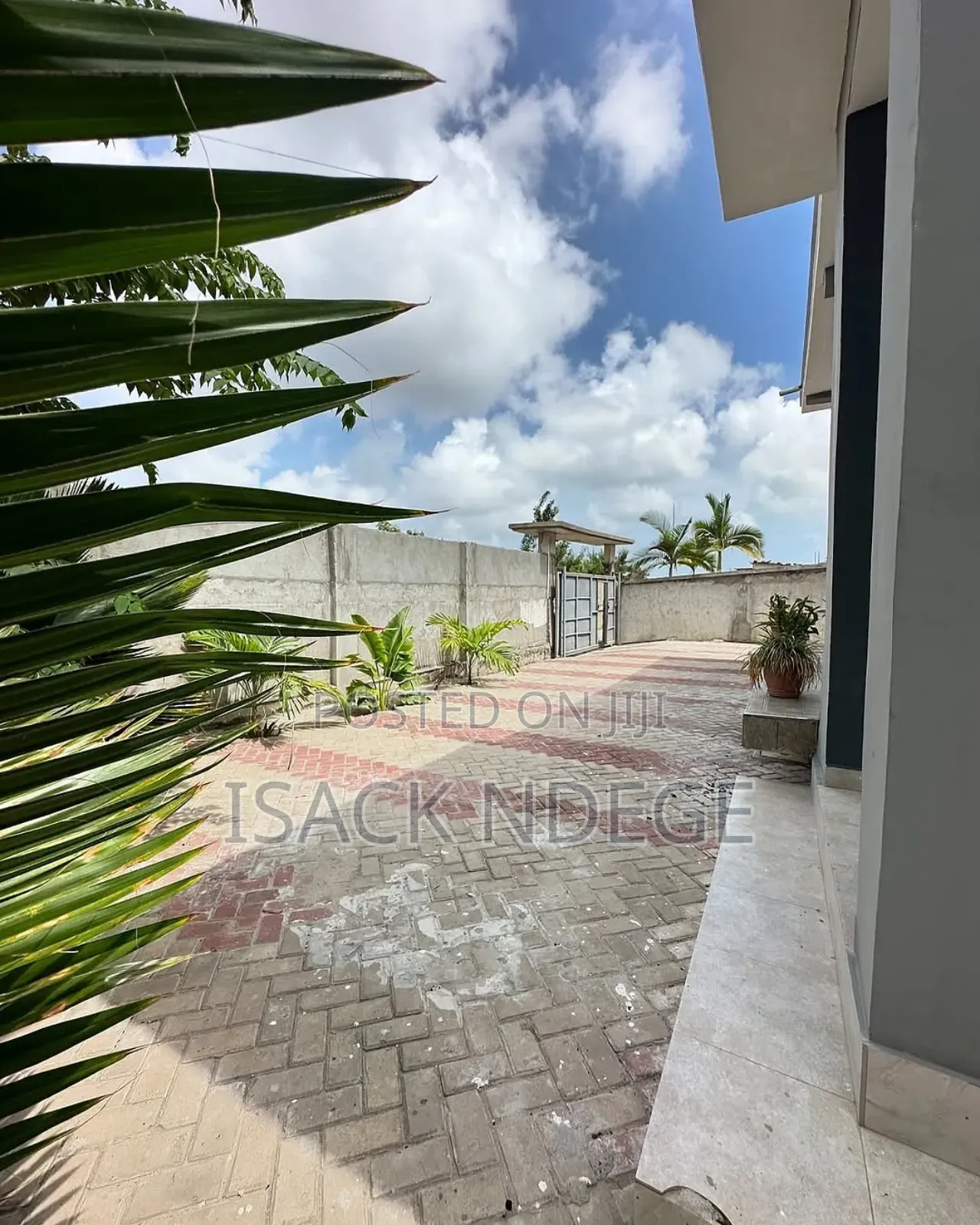3bdrm House in Akonde, Mbezi Beach for rent