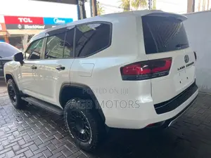 New Toyota Land Cruiser 2023 White
