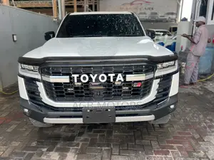 New Toyota Land Cruiser 2023 White