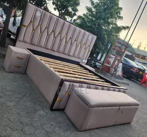 Bedsofa Yenye Local Bond 5*6 Full Bando Na Bedside