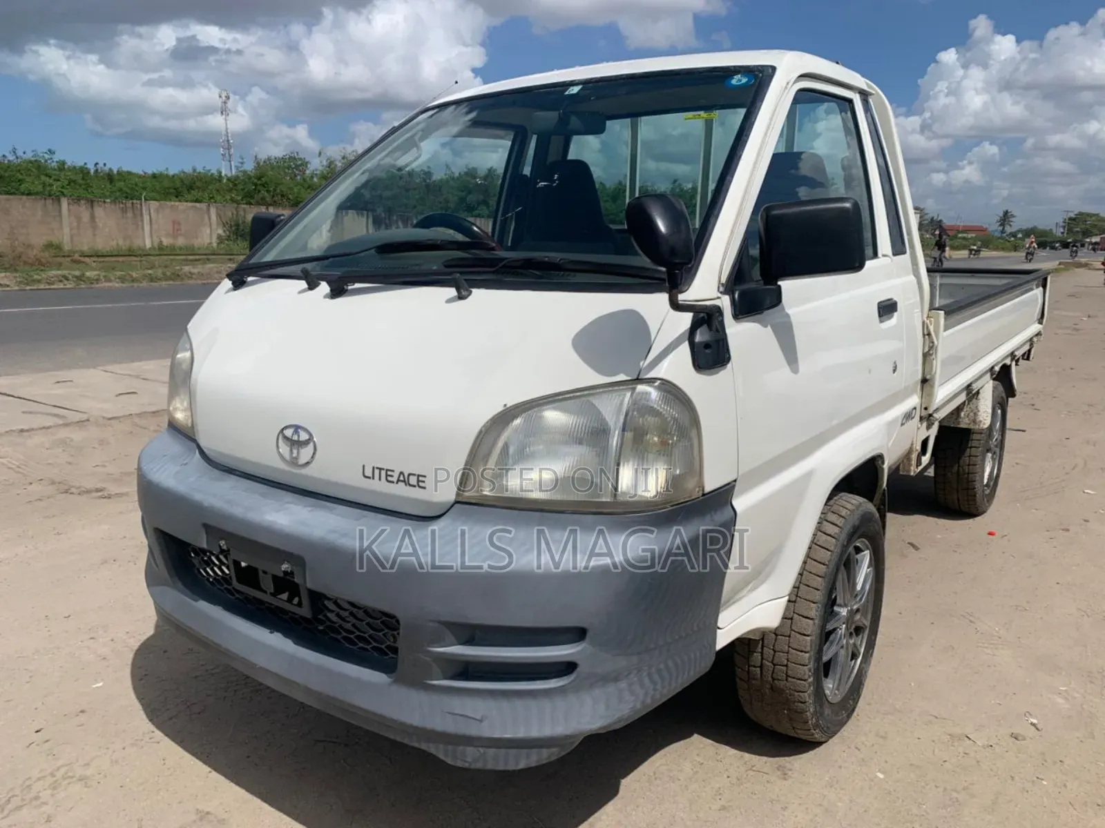Toyota Townace 2004 White