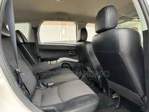 Mitsubishi Outlander 2009 White