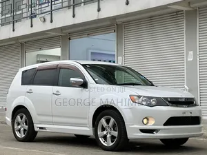 Mitsubishi Outlander 2009 White