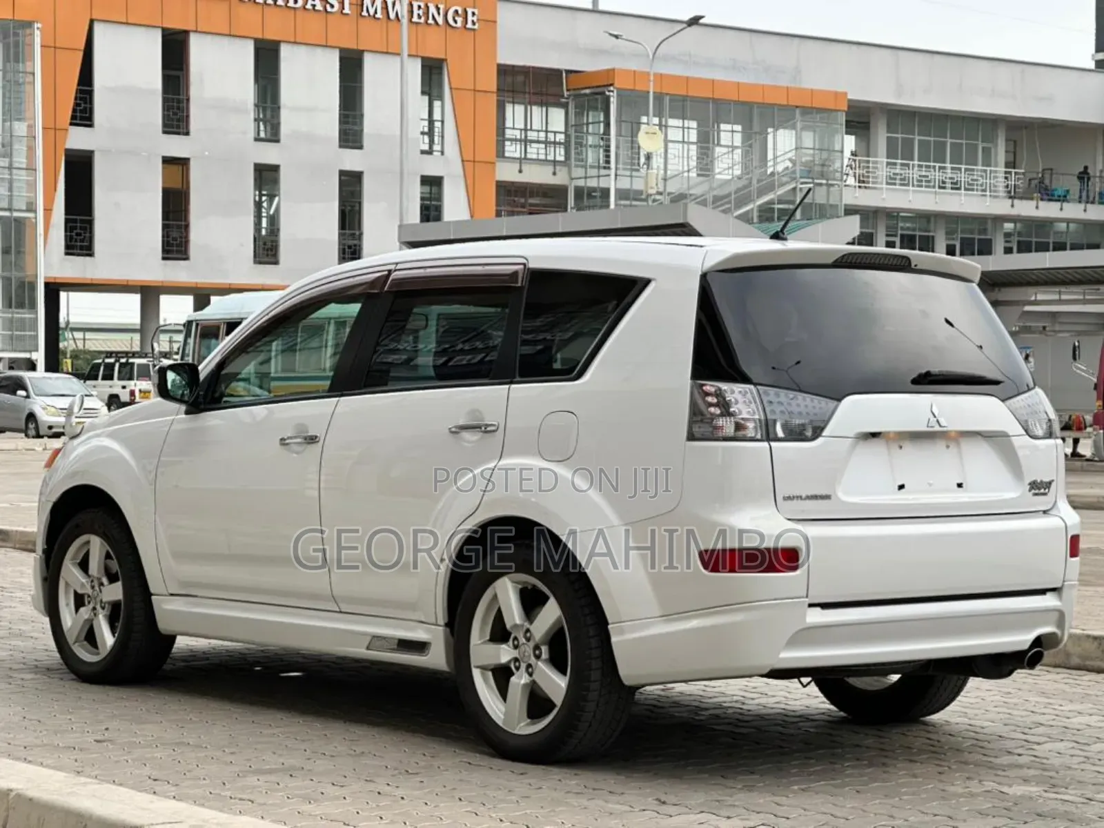 Mitsubishi Outlander 2009 White