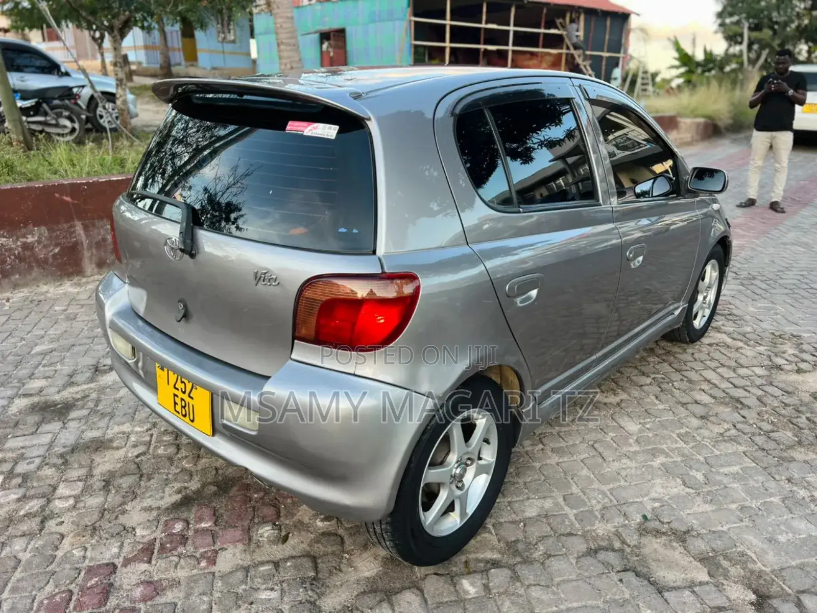 Toyota Vitz 1.5 FWD 5dr 2003 Gray