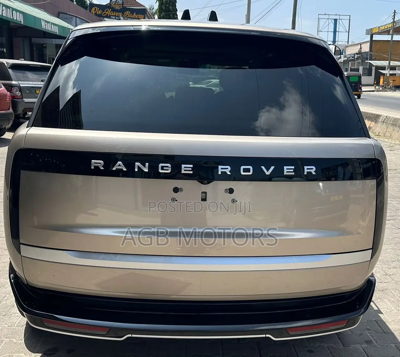 New Land Rover Range Rover Velar 2023 Gold