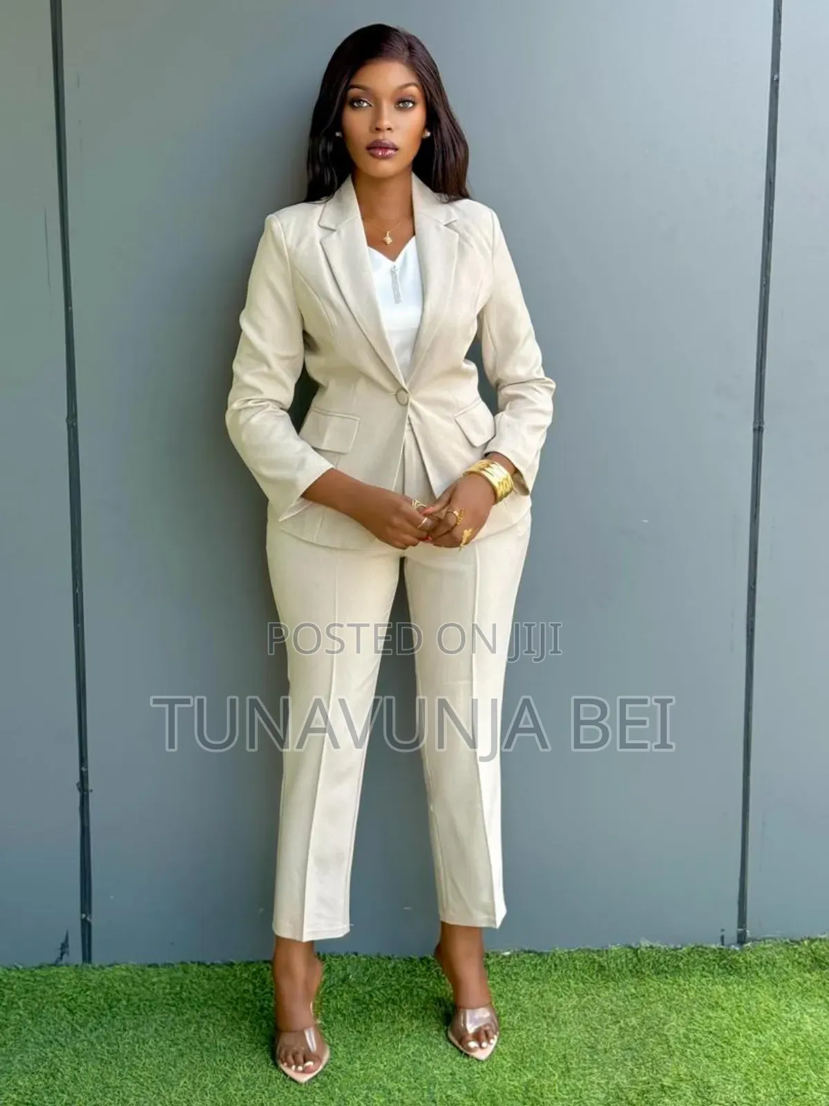 Single Buttons Nudle Suit/ Classic Suit for Ladies