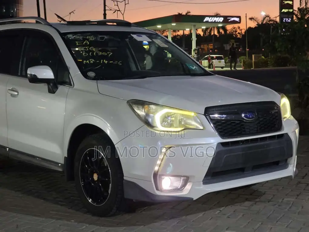Subaru Forester 2014 White