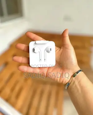 Wired Earpods Lightning