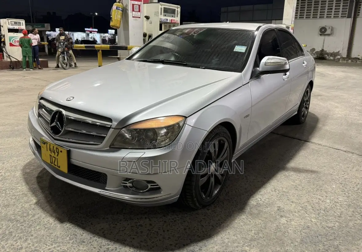 Mercedes-Benz C-Class 2008 Silver