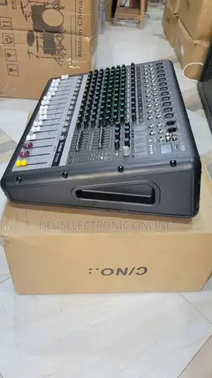 Music Mixer Powered Njia Efx12
