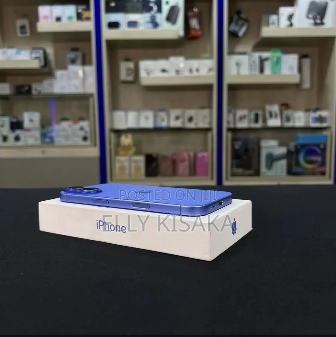 New Apple iPhone 16 128 GB Blue