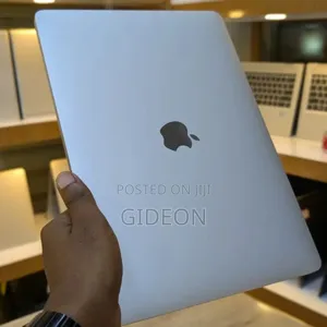 Laptop Apple MacBook Pro 2017 16GB Intel Core I5 SSD 512GB