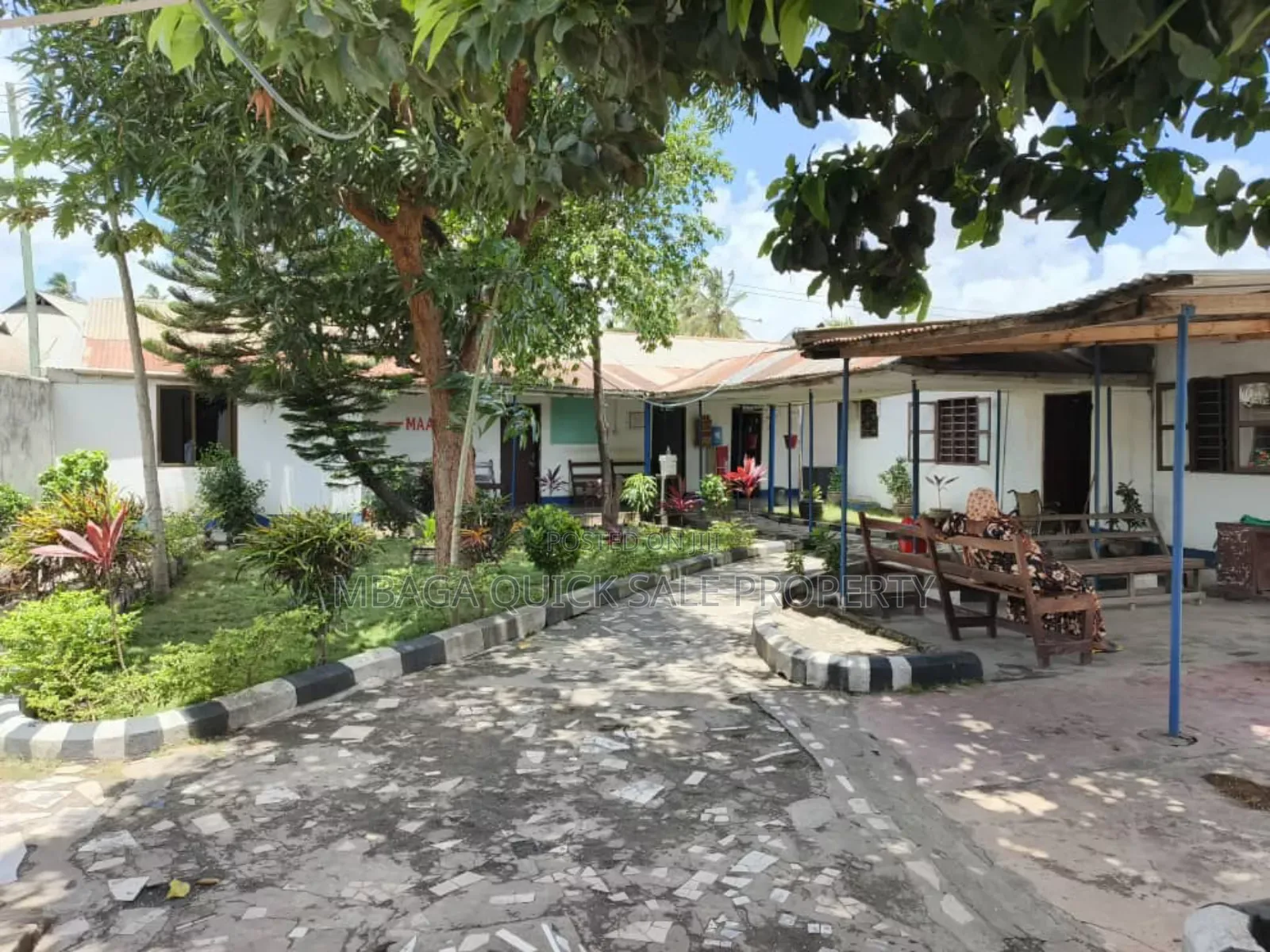Furnished 10bdrm House in Mbagala Mbande for sale