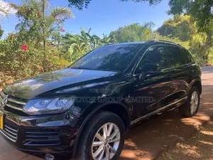 Volkswagen Touareg 2012 Black