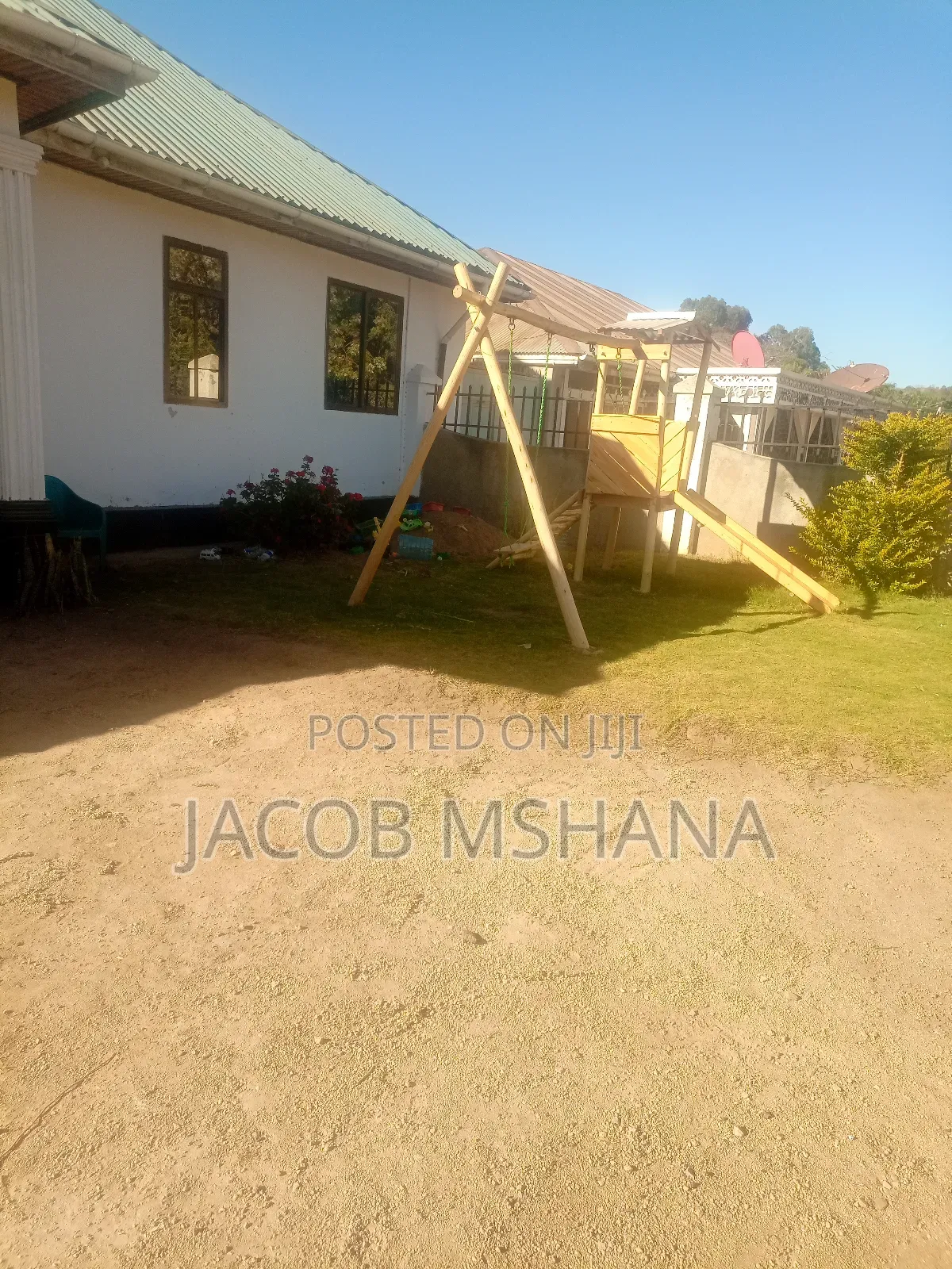 6bdrm House in Mtaa Wa Ffu, Iringa Municipal for sale