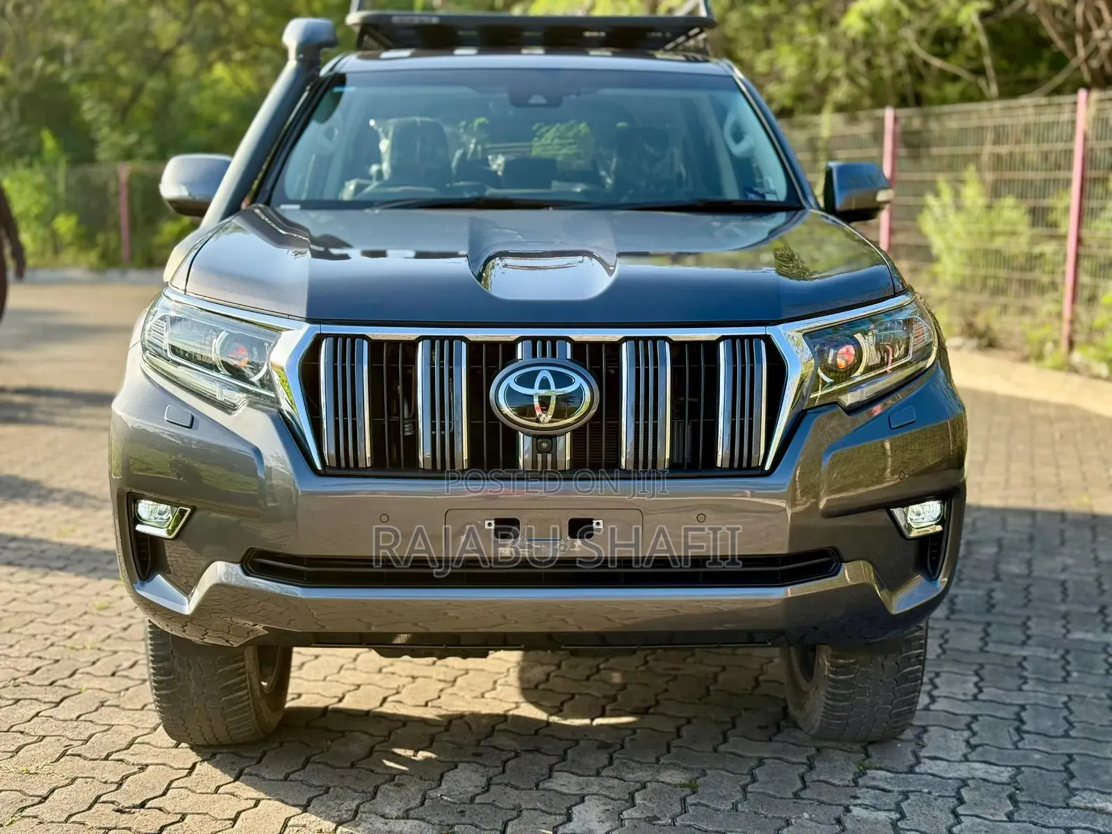 Toyota Land Cruiser Prado 2.8 2023 Gray