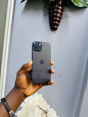 New Apple iPhone 15 128 GB Black