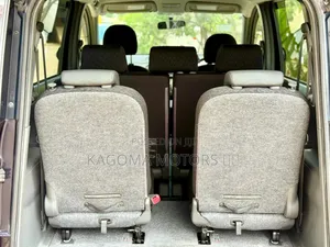 Toyota Sienta 2012 Maroon