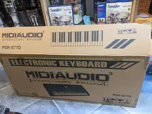 Electric Keyboard Midiaudii PSR S77q