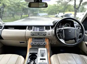 Land Rover Range Rover Sport 2011 Black