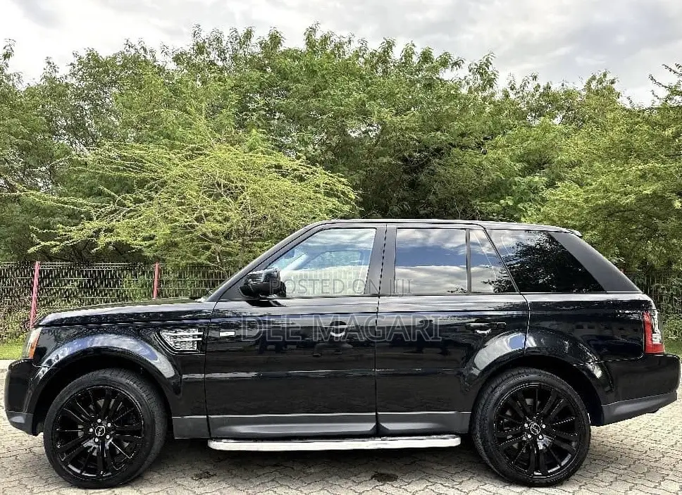 Land Rover Range Rover Sport 2011 Black