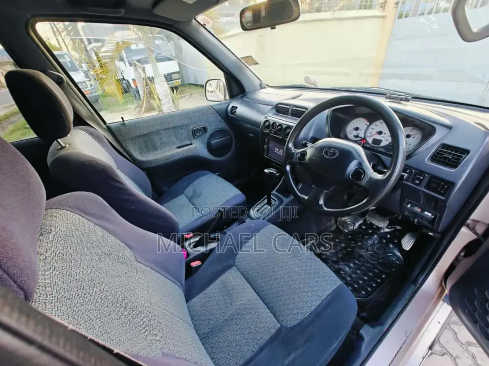 Toyota Cami 2001 Gray