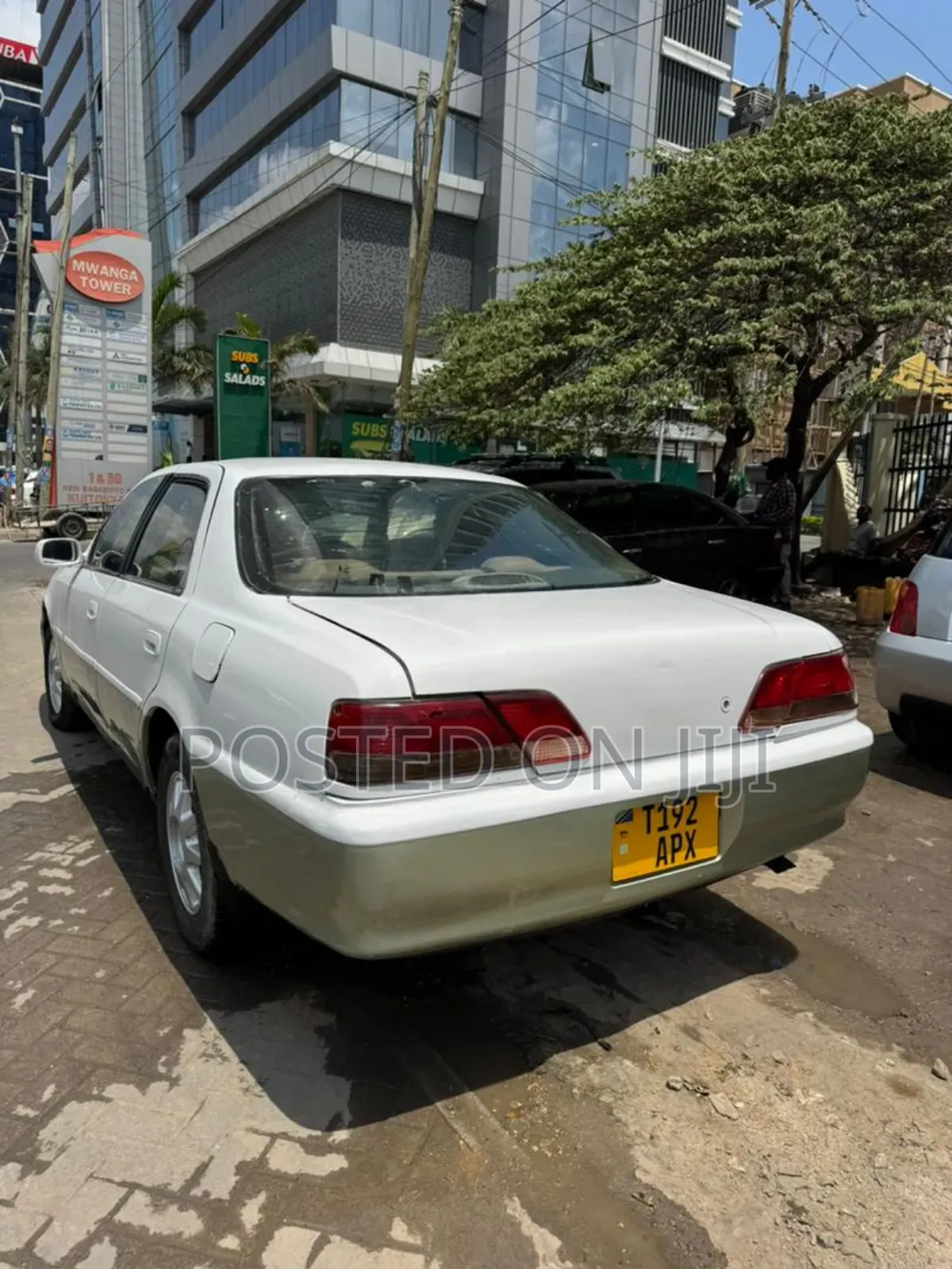 Toyota Cresta 2001 White