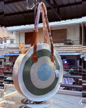 Classic and Attractive Round Summer Bags