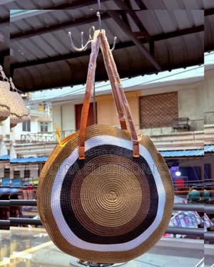 Classic and Attractive Round Summer Bags
