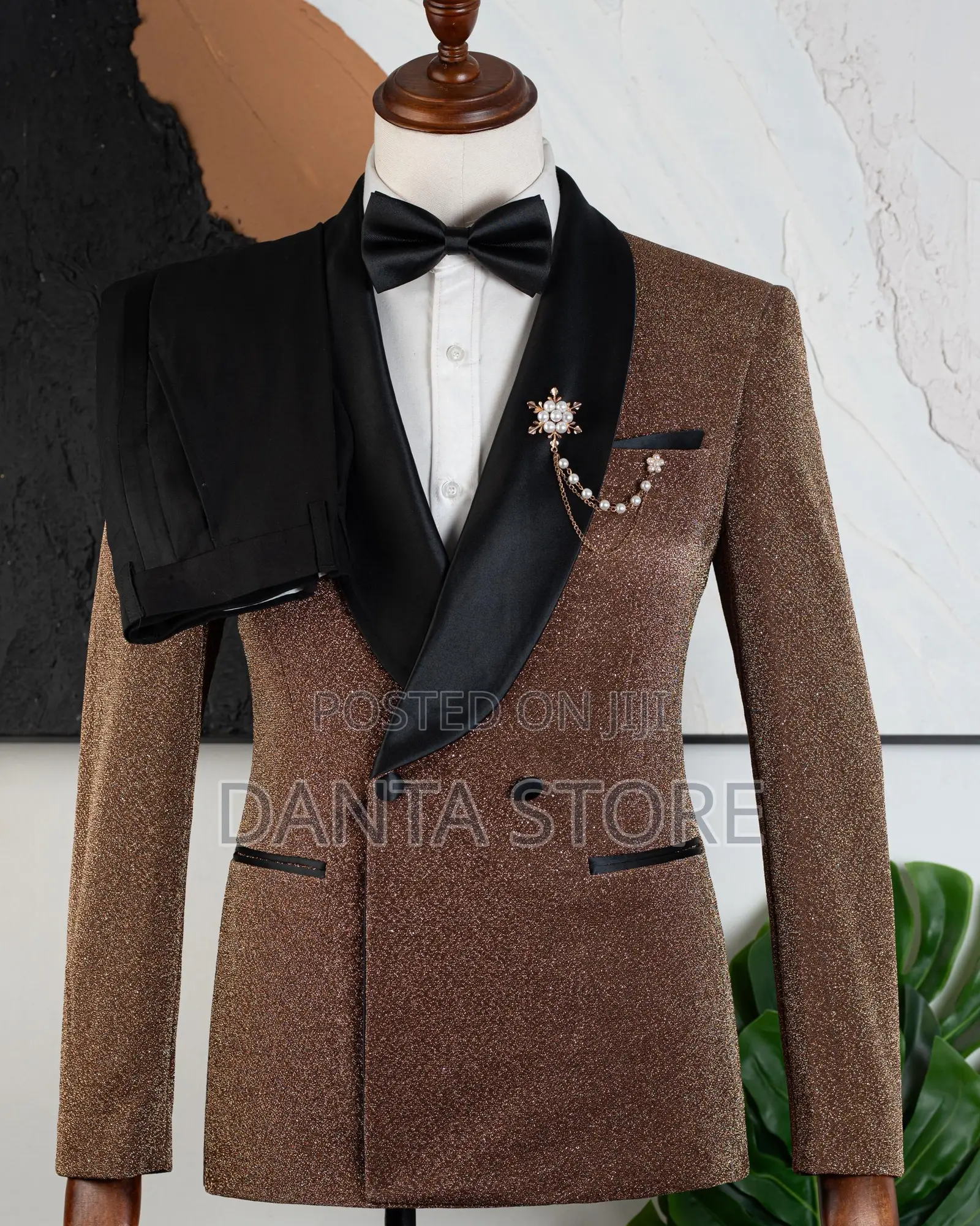 Gold Wedding Suits for Gentleman