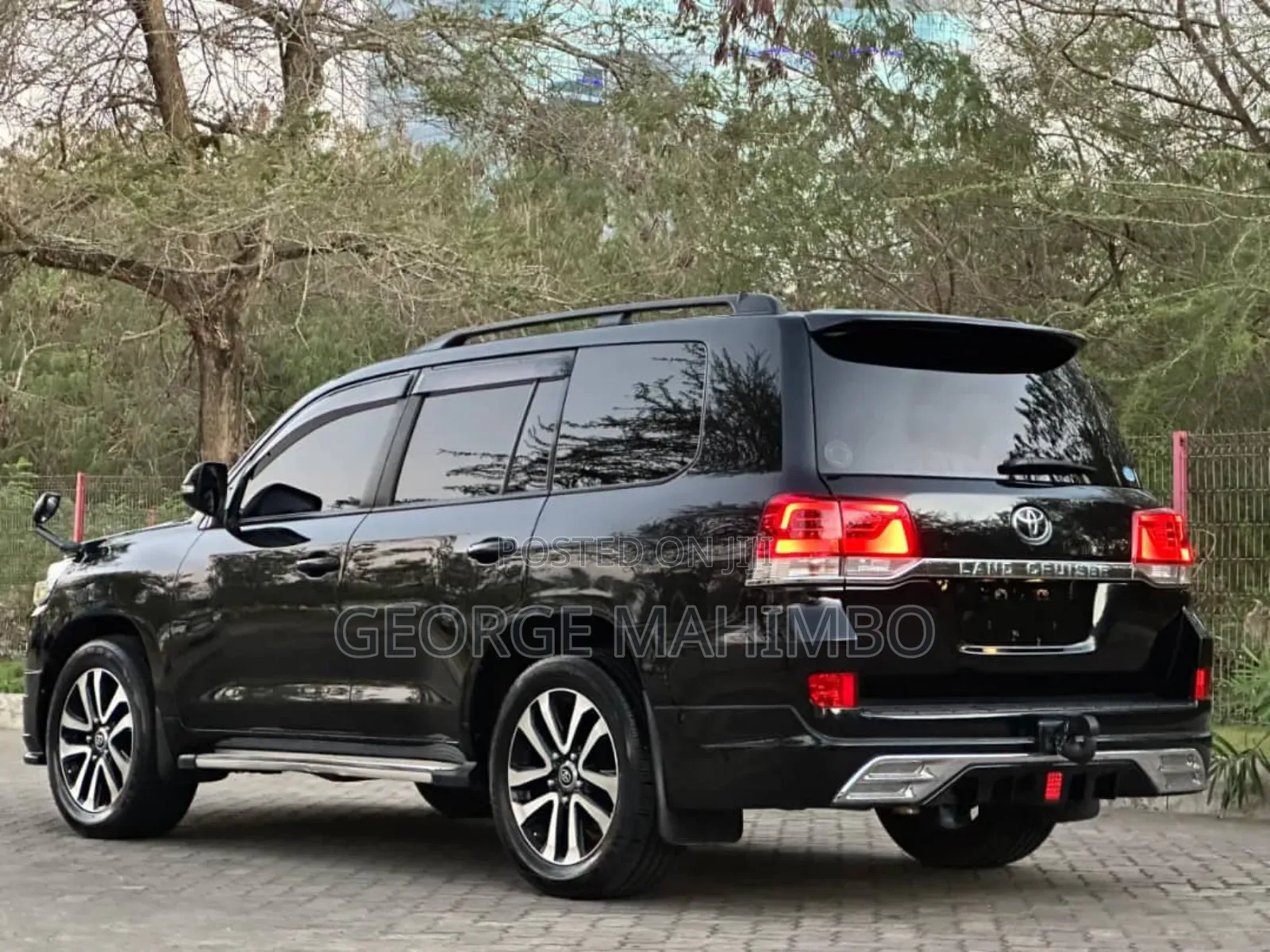 Toyota Land Cruiser 2017 Black