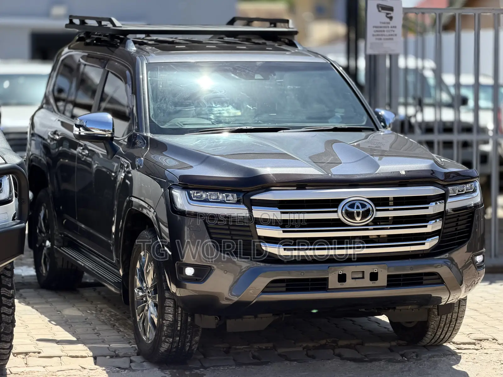 Toyota Land Cruiser LC300 2023 Gray