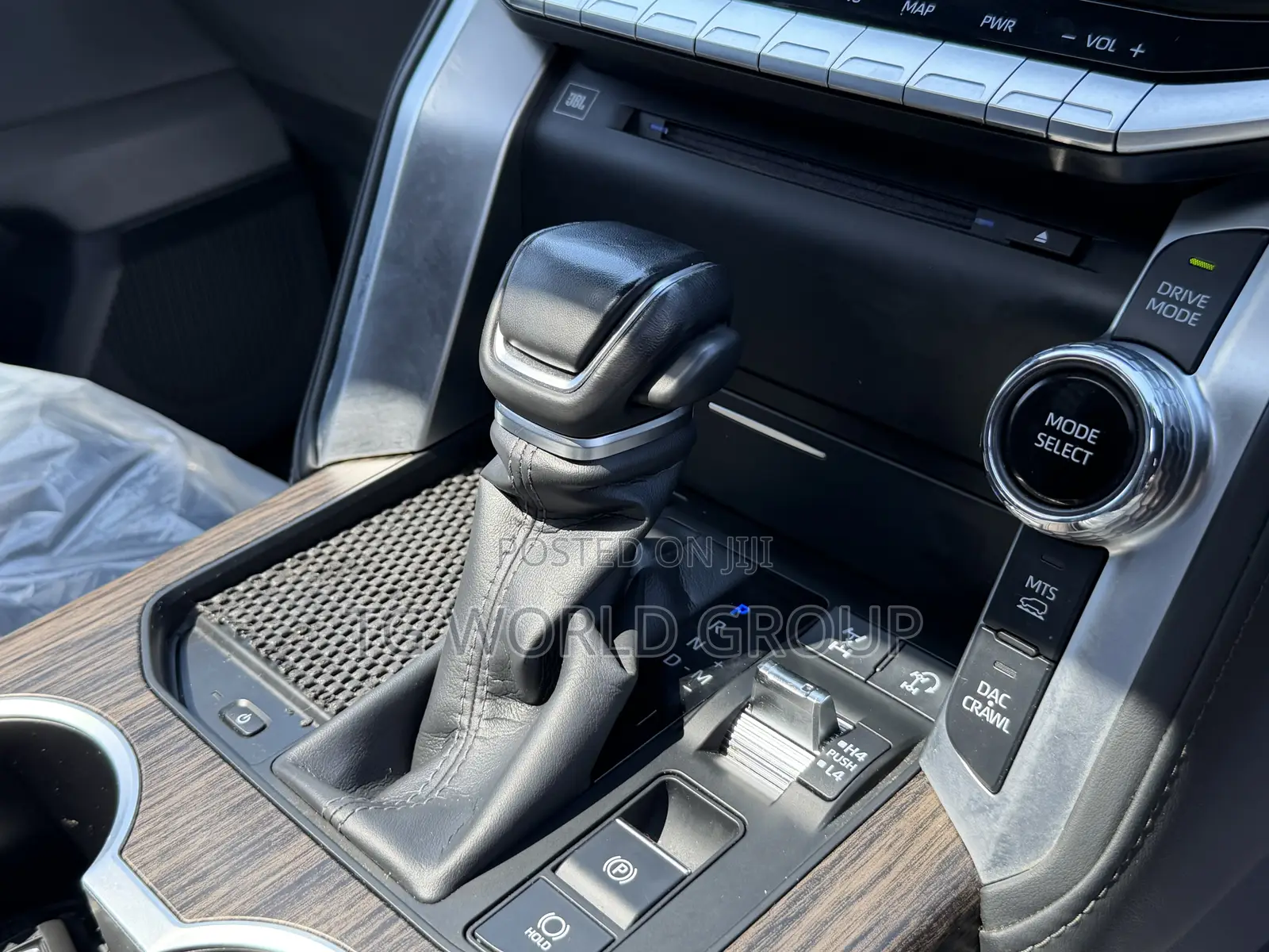 Toyota Land Cruiser LC300 2023 Gray