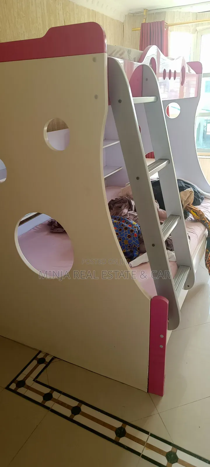 Furnished 5bdrm Villa in Mikocheni for rent