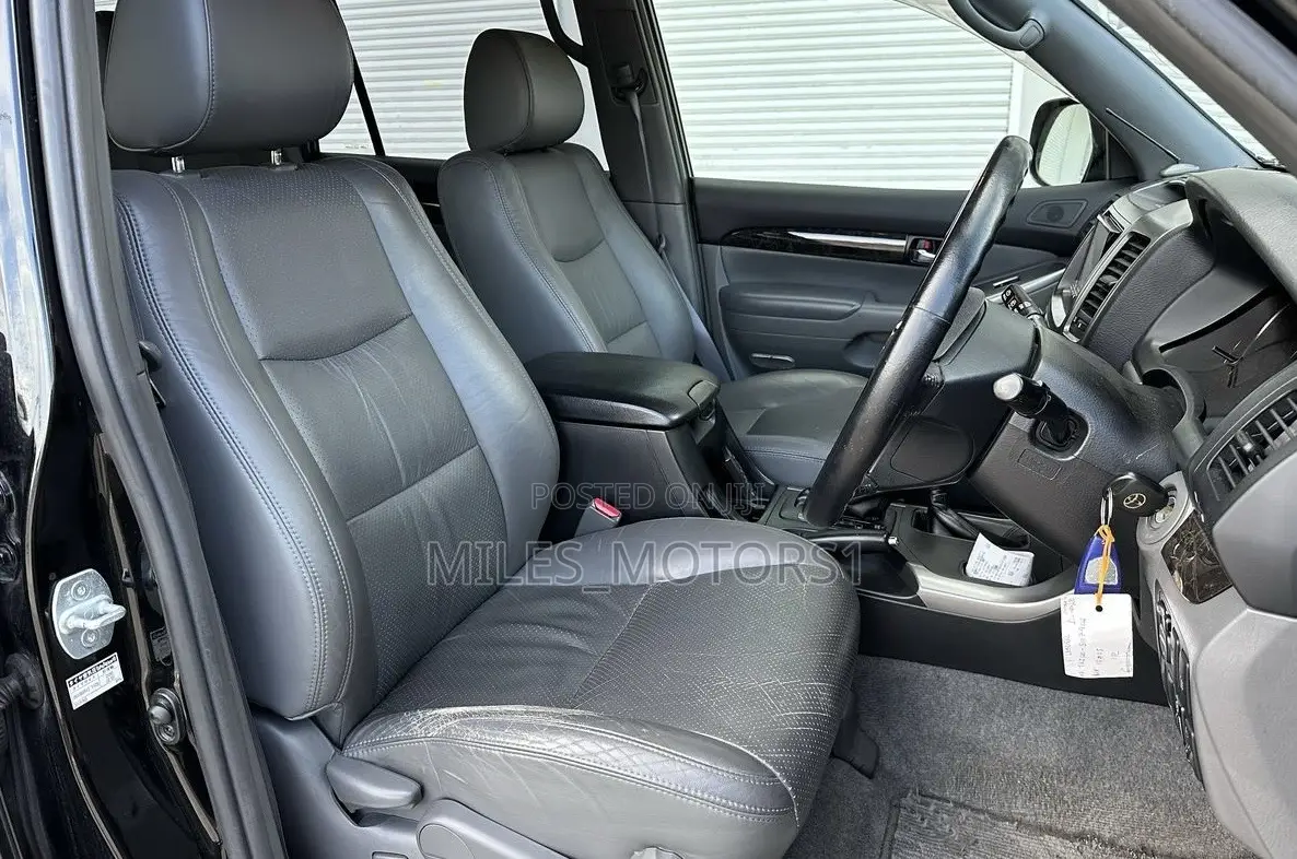 Toyota Land Cruiser Prado 2008 Black