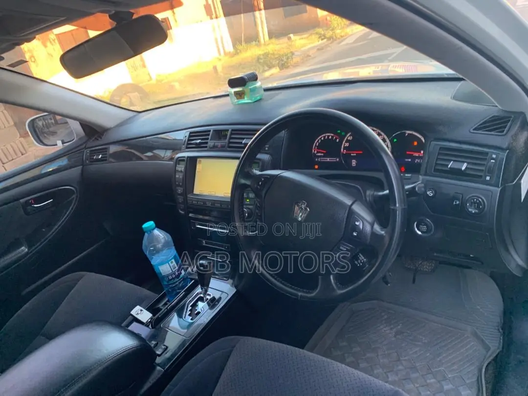 Toyota Mark II 2002 Blue