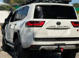 New Toyota Land Cruiser 2024 White