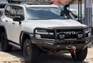 New Toyota Land Cruiser 2024 White