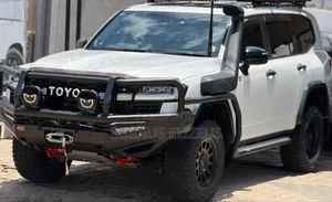 New Toyota Land Cruiser 2024 White