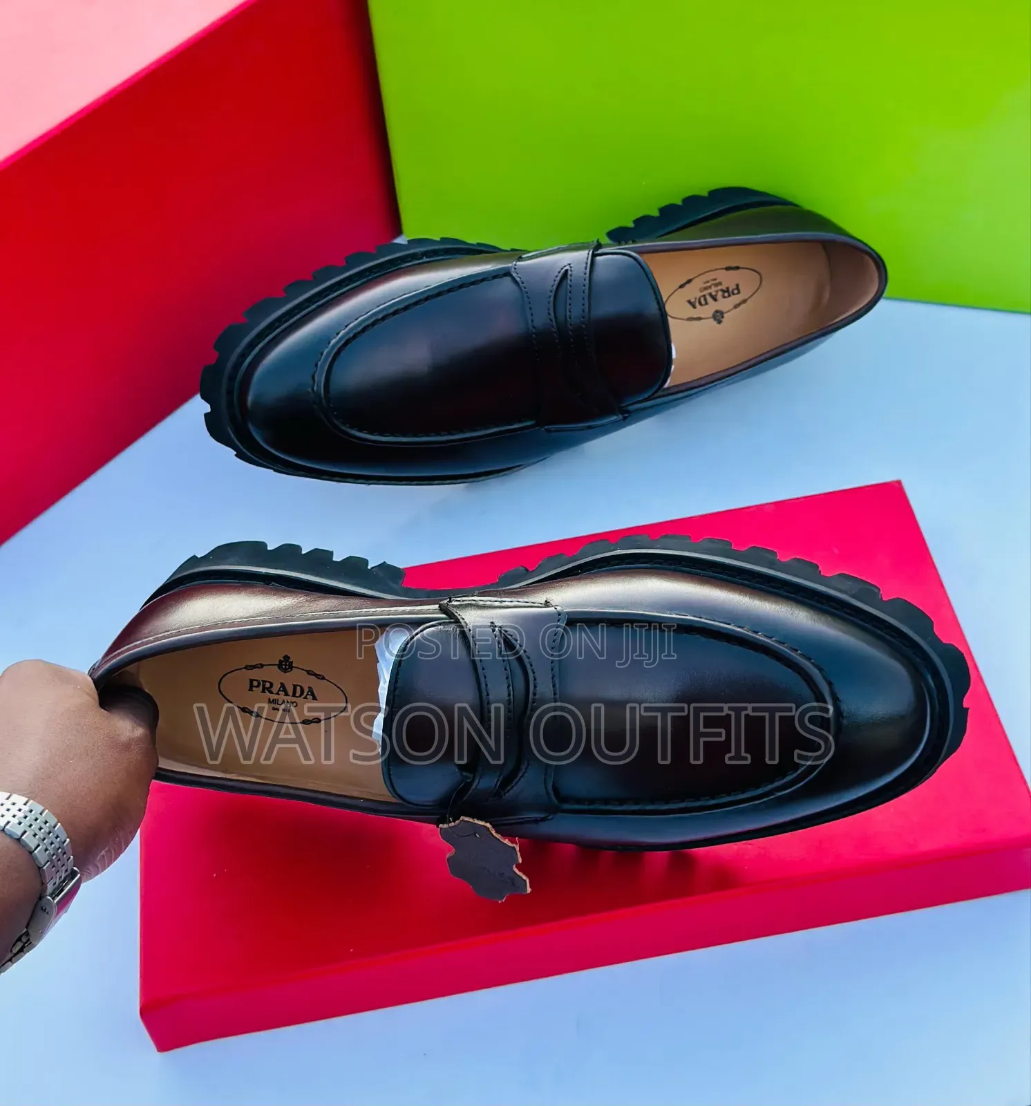 Men's Shoes Satisfactorily and Totally Classic