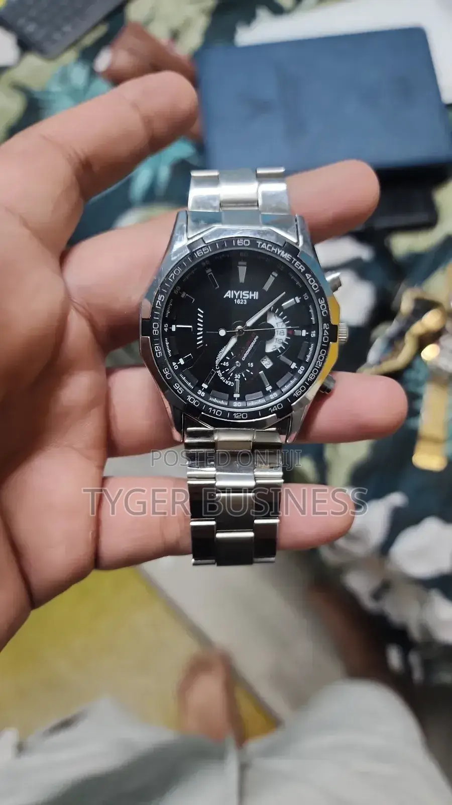 Ayushi Watch