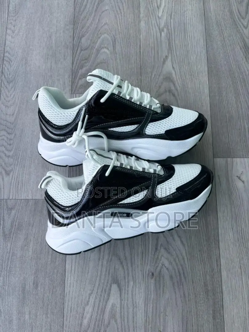 Dior Hommie Sneakers