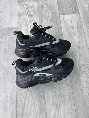 Dior Hommie Sneakers