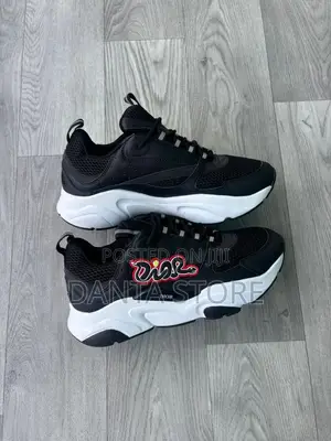 Dior Hommie Sneakers