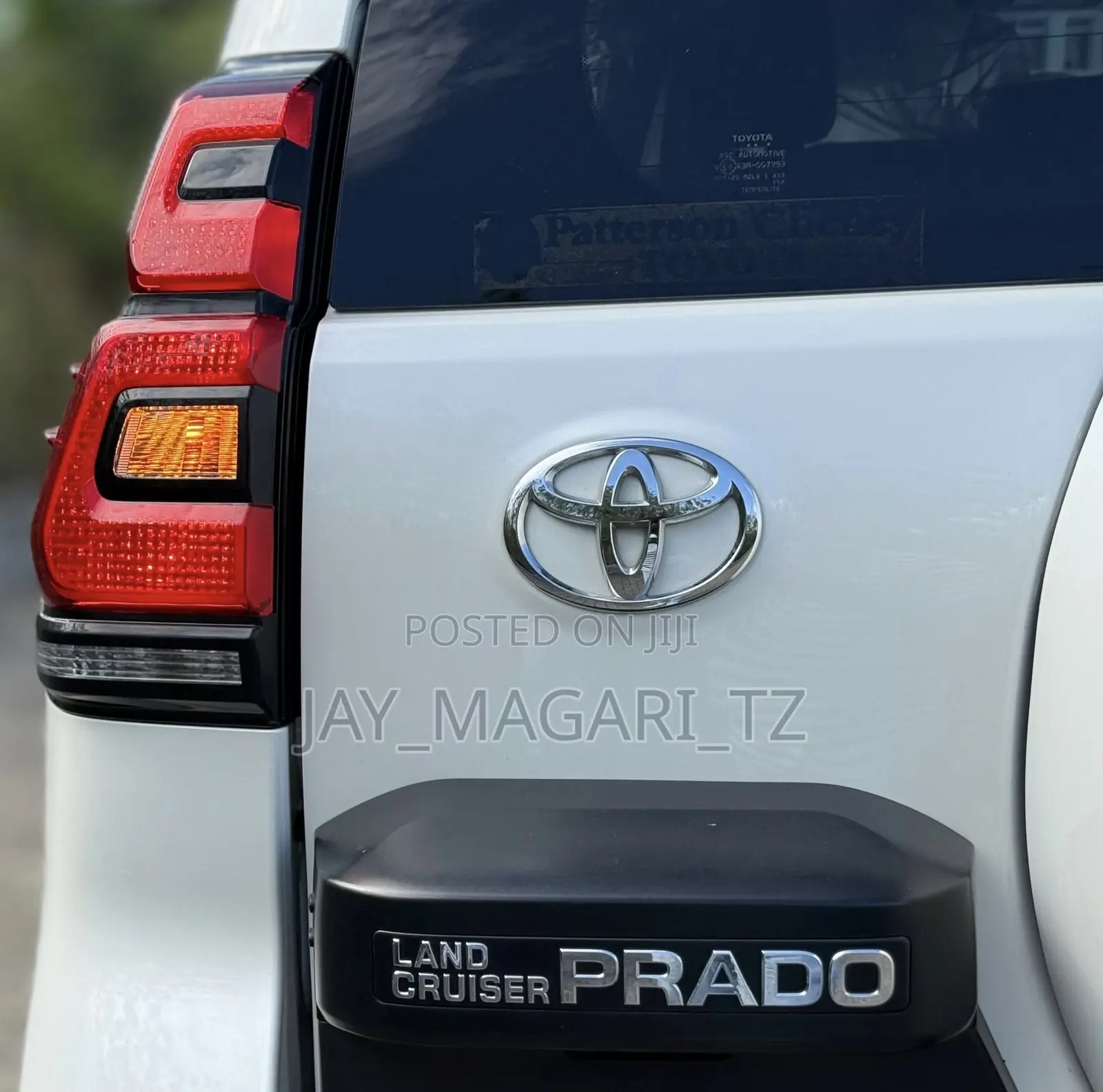 Toyota Land Cruiser 2023 White