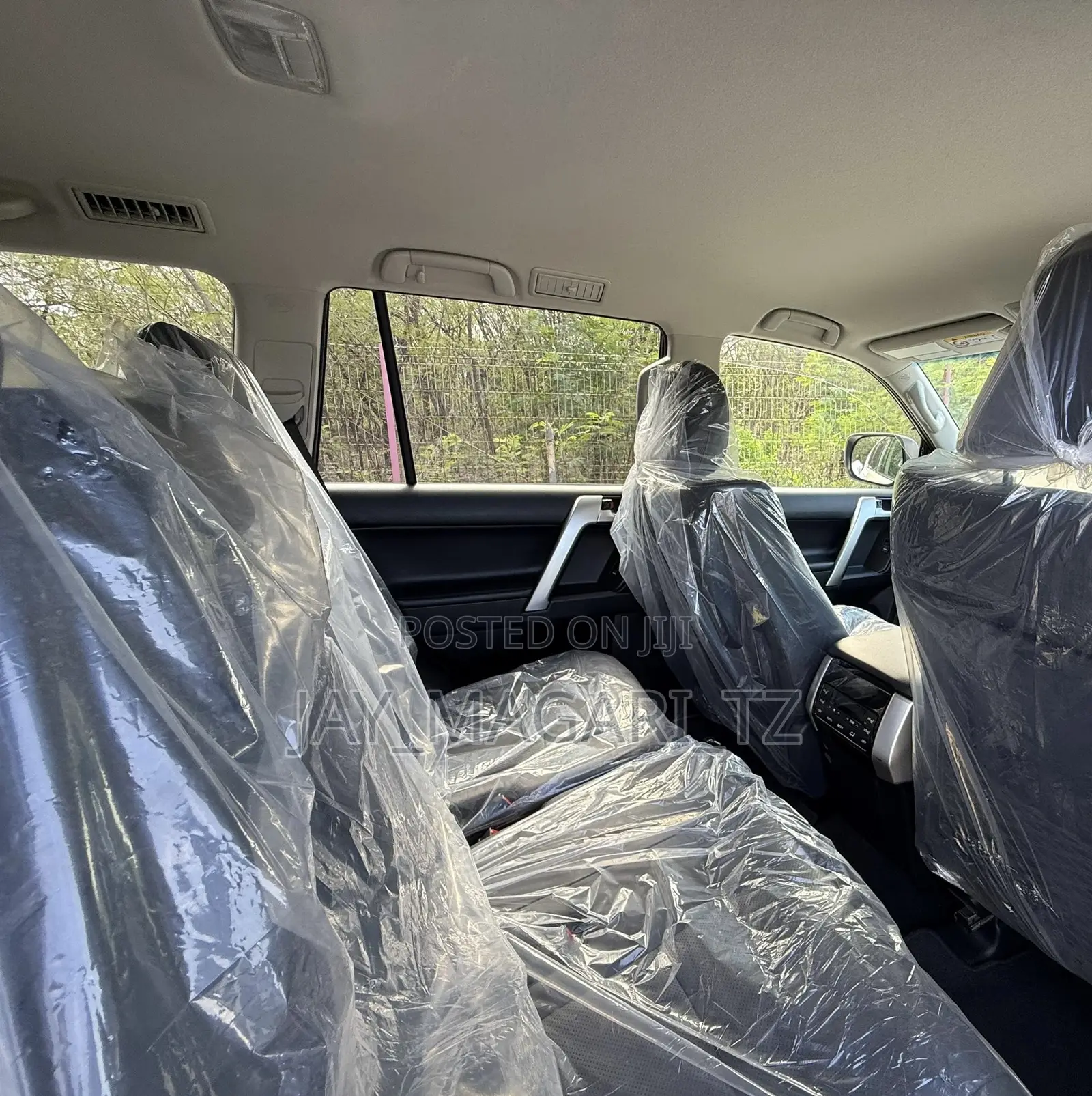Toyota Land Cruiser 2023 White