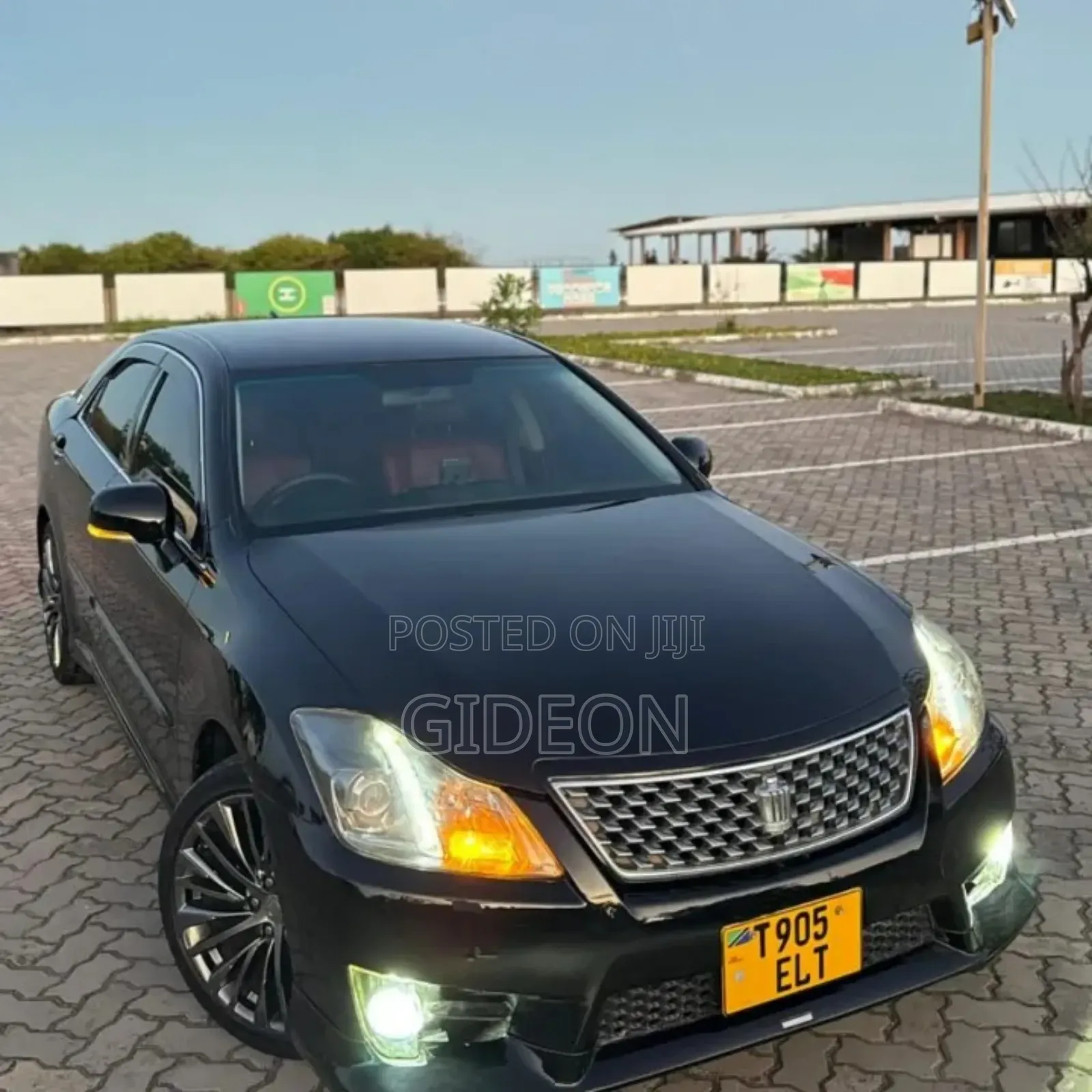 Toyota Crown 2009 Black